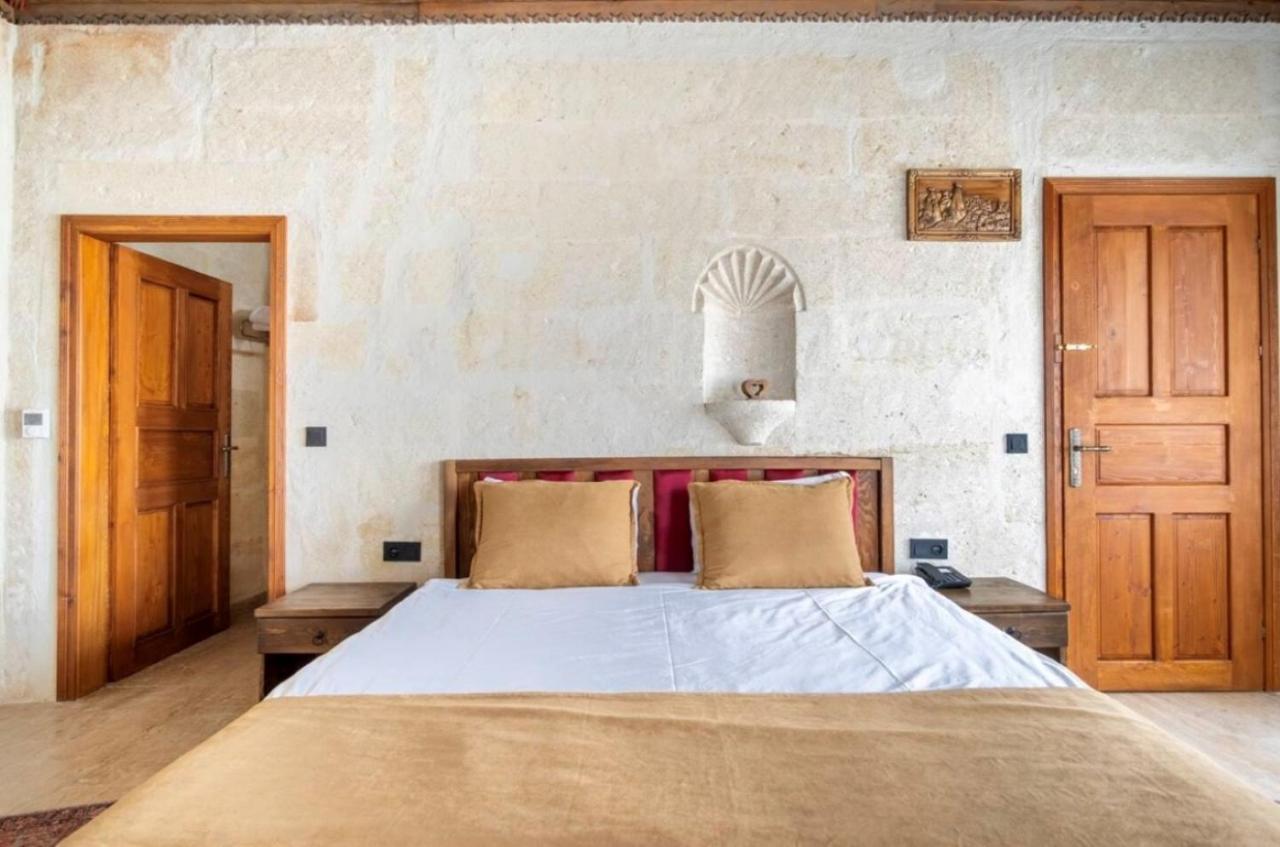 Uzay Cave Suite Hotel Ürgüp Buitenkant foto